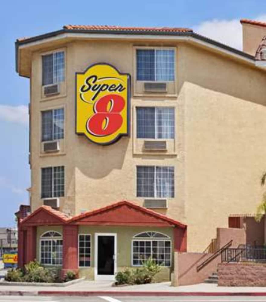 Super 8 By Wyndham Los Angeles Downtown Экстерьер фото